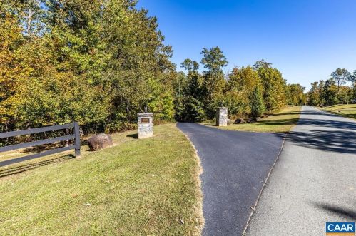 4950 Moriah Way, Keswick, VA 22947-3106