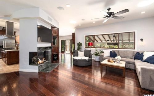 2328 Chapman Rd, Glendale CA  91214-3013 exterior