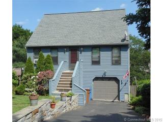 19 Colony St, Huntington, CT 06484-4363