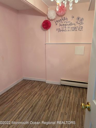 23 Eisele Ave, Tinton Falls NJ  07712-4128 exterior