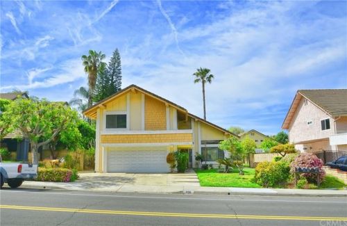 936 Avenida Loma Vis, San Dimas CA  91773-3926 exterior