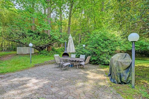 63 Telegraph Hill Rd, Holmdel Village, NJ 07733-1353