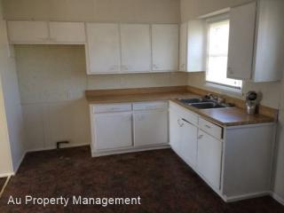 2411 Vernon St, Amarillo TX  79107-7332 exterior