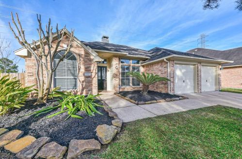 3807 Balmoral Ln, Pearland, TX 77584-4972