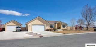 1235 Green Valley Dr, Fallon, NV 89406-8430