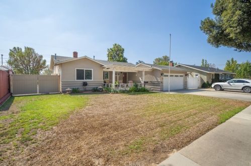 2818 Peyton Rd, La Verne, CA 91750-3603