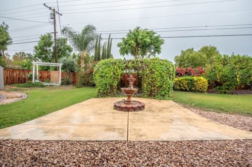 6375 Westview Dr, Riverside CA  92506-5325 exterior