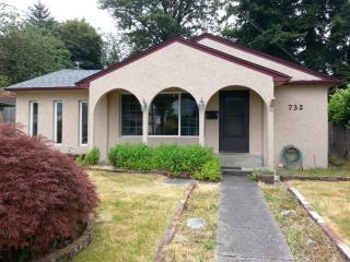 732 Tyler St, Tacoma WA  98405-1560 exterior