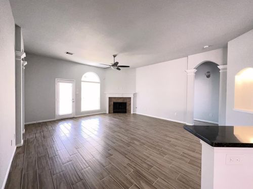 22027 Castle Hawk Trl, Richmond TX  77407-5557 exterior