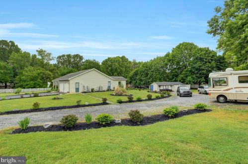 193 Greenview Dr, Carlisle PA  17015-9193 exterior