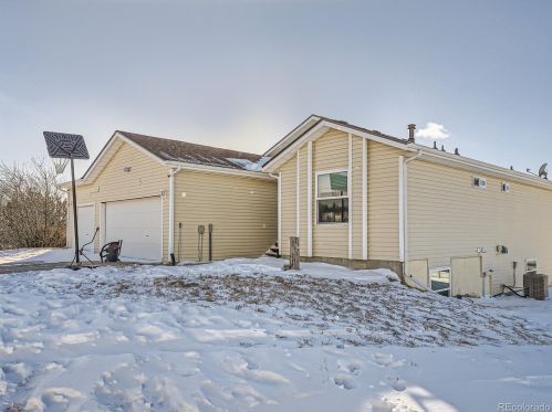 7135 Shenandoah Dr, Elizabeth, CO 80107-6104