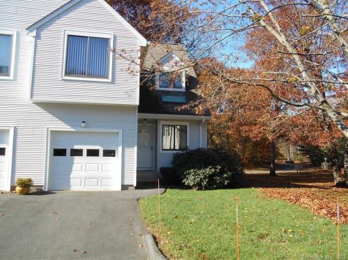 13 Evergreen Trl, Farmington, CT 06032-2145
