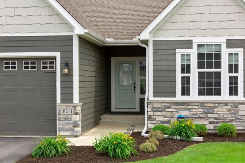 8211 158th St, Prior Lake MN  55378-2535 exterior