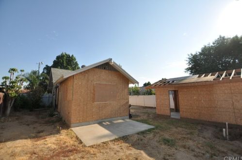 5068 Jurupa Ave, Riverside CA  92504-1712 exterior