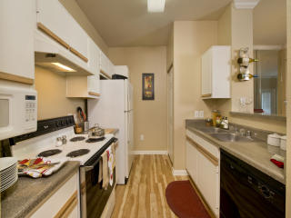 3300 Sage Rd, Houston TX  77056-7046 exterior