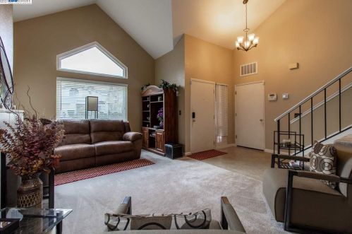 23234 Henry Ct, Hayward, CA 94541-3582