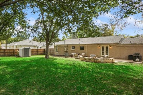 6116 Kenwick Ave, Fort Worth TX  76116-4627 exterior