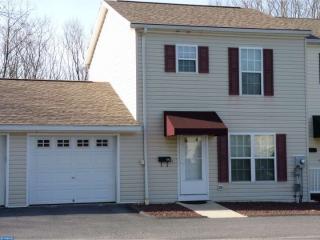 981 Schuylkill Manor Rd, Primrose, PA 17901-3870