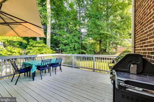 9227 Mintwood St, Silver Spring MD 20901-3523 exterior