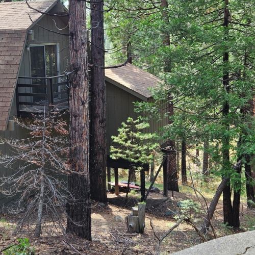 26399 Old Mono Rd, Cold Springs, CA