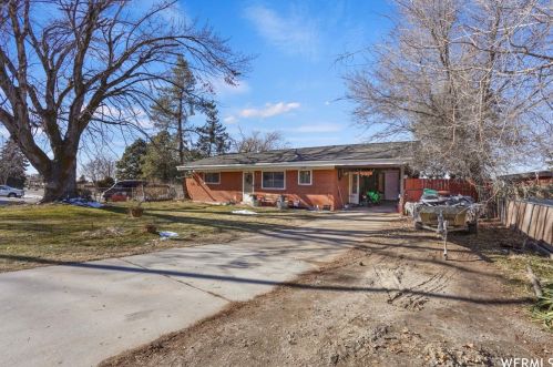 3773 2100, Roy, UT 84067-3563