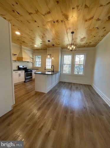 432 Ruby St, Lancaster PA  17603-5067 exterior