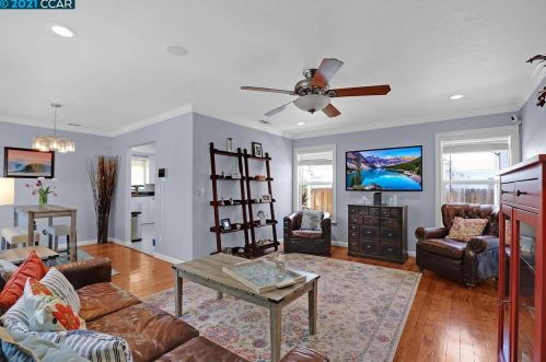 2704 Birch Ave, Concord CA  94520-1716 exterior