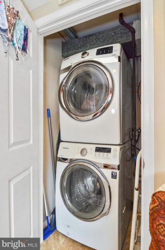 695 Plater St, Aberdeen MD  21001-3047 exterior