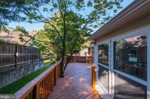 407 Greenbrier Dr, Silver Spring MD 20910-4230 exterior