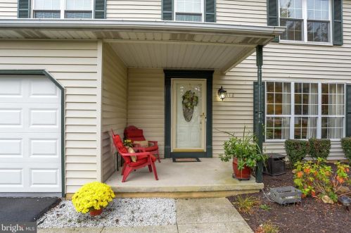 112 Fawn Ct, Harrisburg, PA 17110-3466