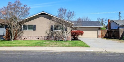 2105 Moran Ave, Modesto, CA 95354-1708