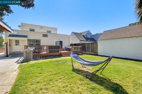 2939 Concord Blvd, Concord CA  94519-2610 exterior