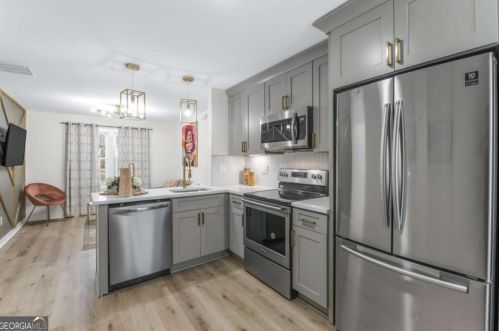 1645 Evans Dr, Atlanta GA  30310-4501 exterior