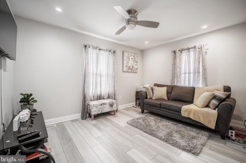 132 Robbins Ave, Trenton NJ 08638-3719 exterior