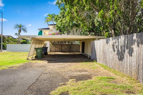 935 Koloa St, Honolulu, HI 96816-5201