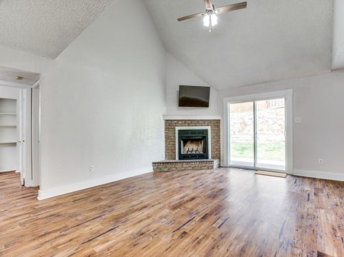 400 Scrub Oak Ct, Fort Worth TX  76108-4501 exterior