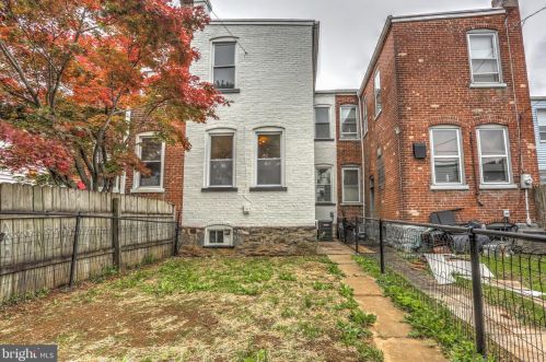 313 Ross St, Lancaster PA  17602-1941 exterior