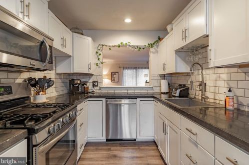 43 Chesapeake St, Lancaster PA  17602-4659 exterior