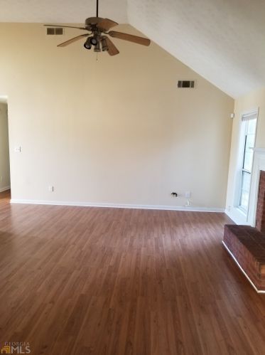 331 Grand Oaks Ct, Stockbridge GA  30281-6438 exterior