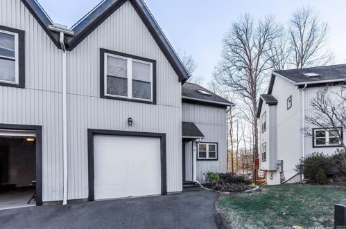 30 Timberline Dr, Farmington, CT 06032-1744