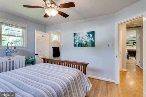 909 Roswell Dr, Silver Spring MD 20901-2128 exterior