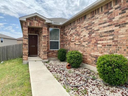 510 New Bridge Dr, Uhland, TX 78640-6346