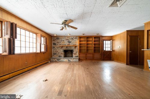 108 Brent Dr, Media, PA 19086-6611