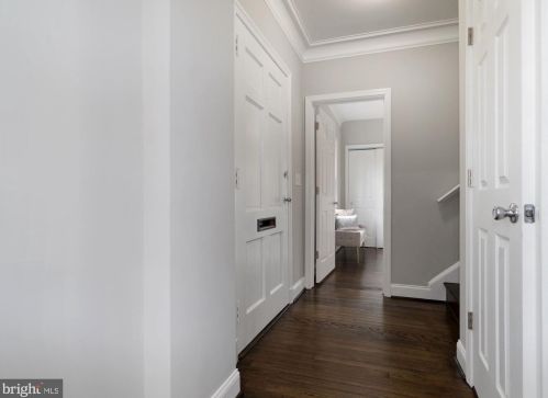 514 Silver Spring Ave, Silver Spring MD 20910-4616 exterior