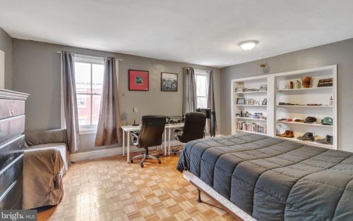 627 16th St, Philadelphia PA  19130-3415 exterior