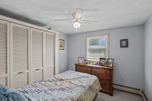 45 Honeysuckle Rd, Warwick RI  02888-5503 exterior