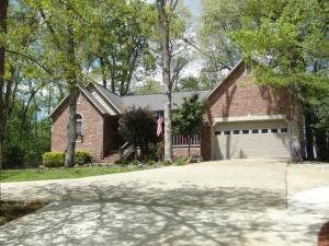 126 Old Farm Rd, Harrison, AR 72601-8621