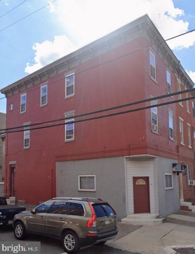 1301 6 St, Philadelphia PA 19140-4528 exterior