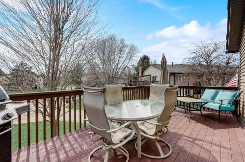 2862 Castleford Ct, Saint Paul MN  55125-3416 exterior