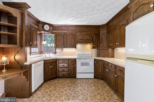 92 Euclid Ave, Lancaster PA  17603-6807 exterior